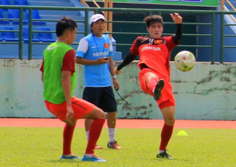 Đừng nên “bắt cá hai tay”!