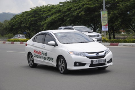 Honda City chỉ tiêu thụ 4,5 lít xăng/100 km