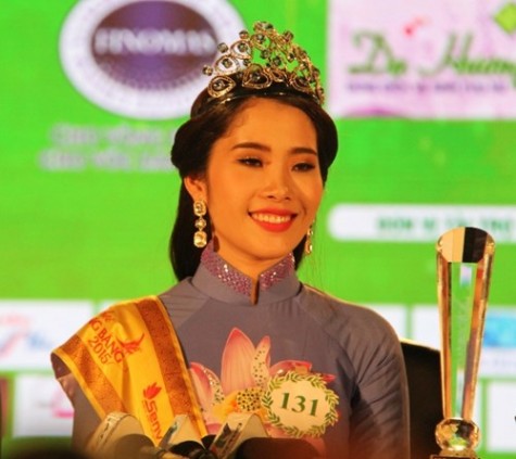 Ngắm nhan sắc Hoa khôi Đồng bằng 2015