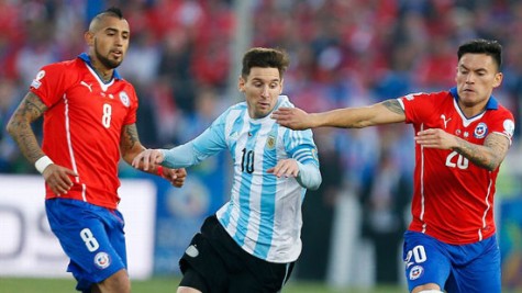 Chile hạ Argentina trên chấm luân lưu