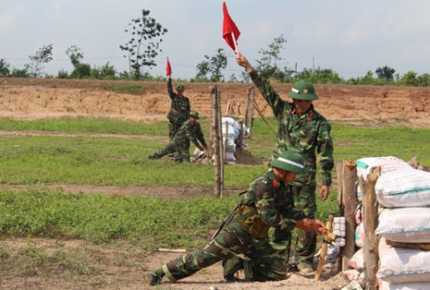 Đề xuất nhiều giải pháp xây dựng lực lượng vũ trang tỉnh vững mạnh toàn diện