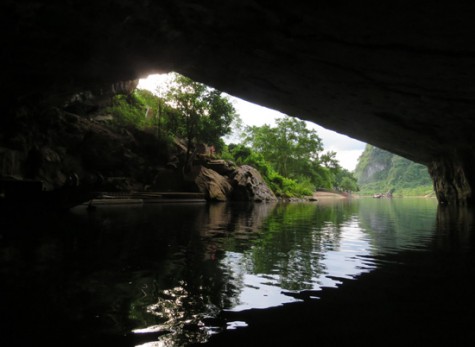 Đưa tour khám phá Xuyên Sơn Hồ-động Phong Nha vào khai thác