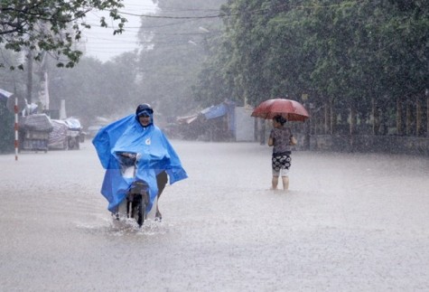 Bắc Bộ mưa trên diện rộng, đề phòng tố lốc gió giật mạnh