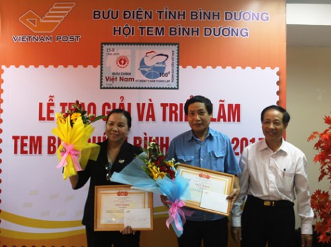 Hội Tem Bình Dương: Triển lãm và trao giải cuộc thi Tem bưu chính Bình Dương 2015