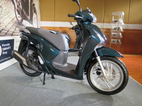 Honda SH 2015 ra mắt, giá tăng 1 triệu