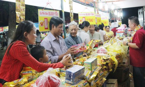 Khai mạc “Phiên chợ vui – Hàng Việt về nông thôn”