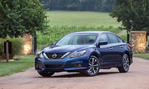 Nissan Altima 2016 - đối thủ của Camry nâng cấp nhẹ