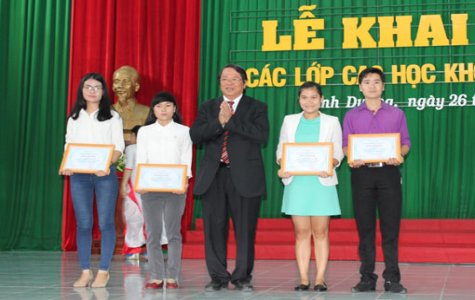 Trường Đại học Thủ Dầu Một: Khai giảng các lớp cao học khóa I