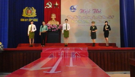 Khai mạc Hội thi “Phụ nữ duyên dáng” năm 2015