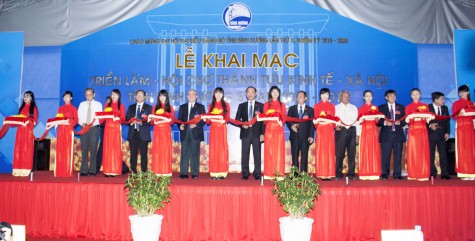 Khai mạc Triển lãm, hội chợ thành tựu kinh tế - xã hội tỉnh Bình Dương 5 năm (2010-2015)