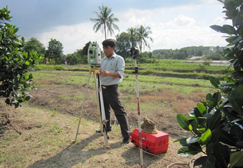 Công khai các thông tin liên quan đến quản lý, sử dụng đất đai