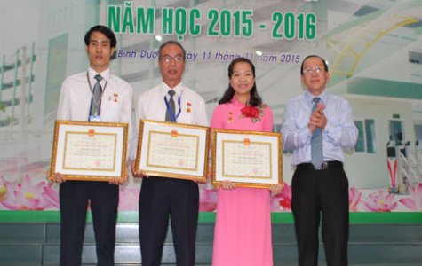 Trường Đại học Kinh tế - Kỹ thuật Bình Dương: Khai giảng năm học 2015-2016