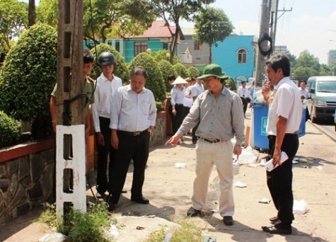 Cần chấn chỉnh việc kéo nối hệ thống cáp viễn thông trong khu dân cư