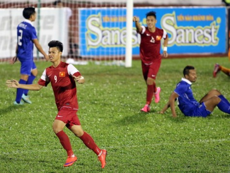 Đá bại Thái Lan, U-21 VN vào bán kết