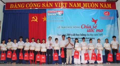 Vĩnh biệt một người thầy! (Vô cùng thương tiếc chú Nguyễn Xuân Vinh)