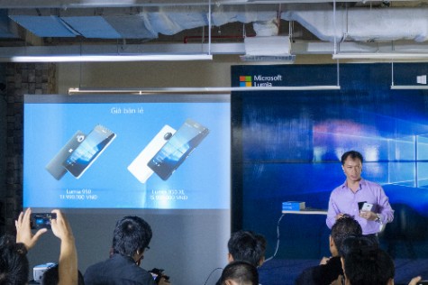 Microsoft ra Lumia 950, 950 XL chạy Windows 10 ở Việt Nam