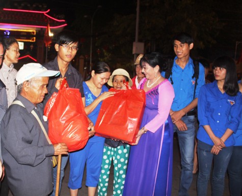 Mùa xuân hòa nhịp yêu thương