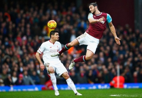 Liverpool - West Ham: Quá tam ba bận