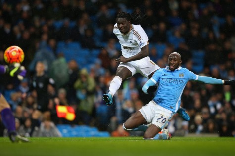 DYNAMO KYIV - MAN CITY: Chuyến đi bão táp