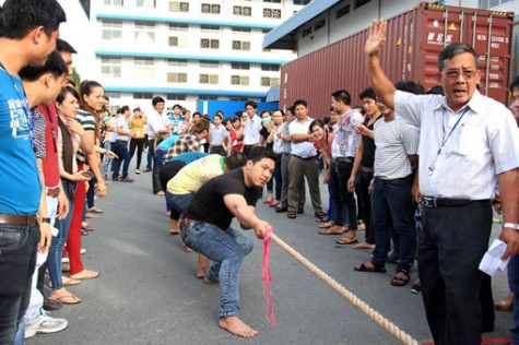 Liên đoàn lao động TX.Dĩ An:  Gắn học tập, làm theo Bác với thực hiện nghị quyết của Đảng