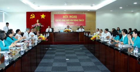 Văn phòng Tỉnh ủy: Tổ chức hội nghị cán bộ, công chức năm 2016