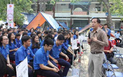 Ngày hội học sinh THPT: “Khi tôi 18 - Chào công dân thành phố mới” tỉnh Bình Dương lần thứ I năm 2016