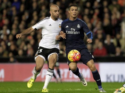 Sân cỏ châu Âu: Real Madrid - Valencia: “Kền kền trắng” bay cao