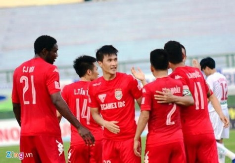 Công Vinh lập cú đúp, Becamex Bình Dương thắng đậm HAGL 5-0