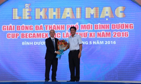 Khai mạc giải bóng đá thành phố mới Bình Dương, cúp Becamex IDC 2016