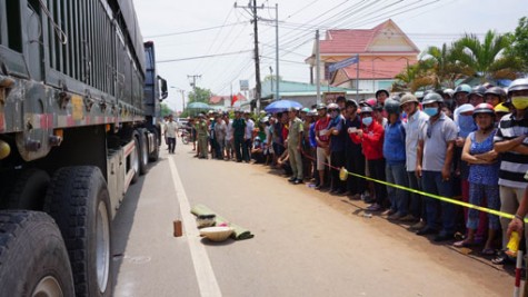 Tai nạn giao thông nghiêm trọng, hai người tử vong tại chỗ