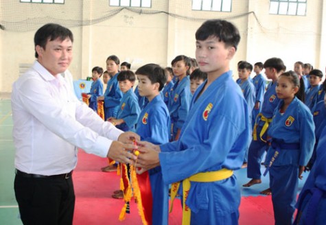 Hơn 100 võ sinh tham dự Giải vovinam thành phố Thủ Dầu Một mở rộng