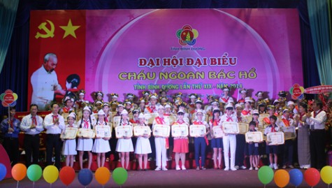 Thiếu nhi Bình Dương:  Học tốt chăm ngoan, xứng đáng cháu ngoan Bác Hồ