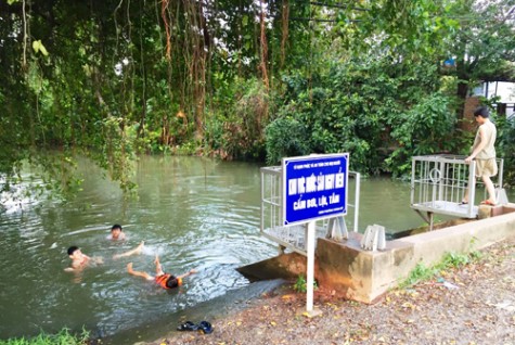 Bất chấp nguy hiểm!