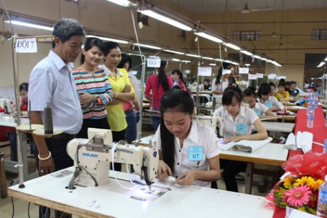 Hội LHPN phường Lái Thiêu, TX.Thuận An: 40 thí sinh tham gia hội thi “Chiếc túi hành trình xanh”