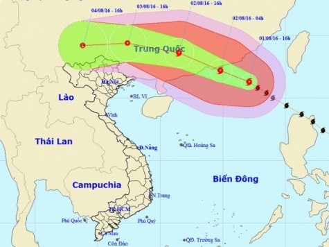 Bão số 2 mạnh lên, phía Bắc Biển Đông có mưa bão và gió giật mạnh