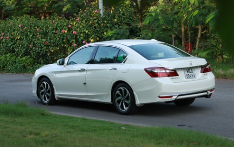 Honda Accord mới - tiệm cận hạng sang tại Việt Nam