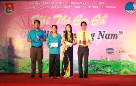 Hội thi ca cổ “Giai điệu phương Nam”