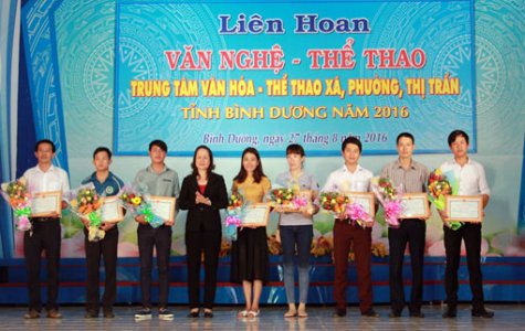 Liên hoan văn nghệ - thể thao trung tâm văn hóa - thể thao xã, phường, thị trấn: Sôi nổi và hấp dẫn