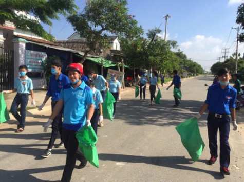 Câu lạc bộ sức trẻ Xã Vĩnh Tân, Tx.Tân Uyên: Tạo môi trường sinh hoạt, rèn luyện kỹ năng sống