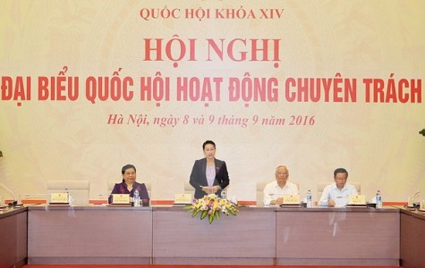 Phát huy trí tuệ, trách nhiệm của đại biểu Quốc hội chuyên trách