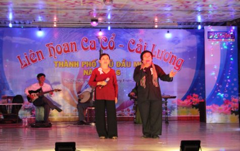 Khai mạc Liên hoan ca cổ - cải lương TP.Thủ Dầu Một năm 2016