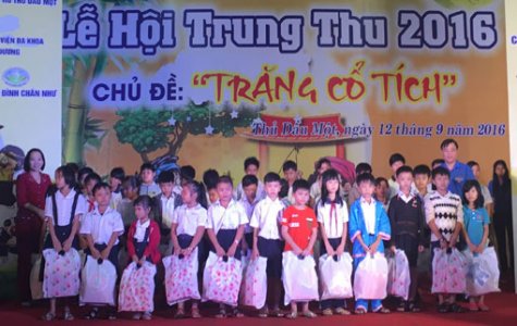 Sôi nổi Đêm hội “Vầng trăng cổ tích”