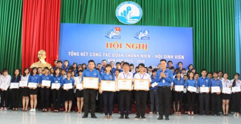 Trường Đại học Thủ Dầu Một: Tổng kết công tác Đoàn thanh niên - Hội Sinh viên năm học 2015-2016