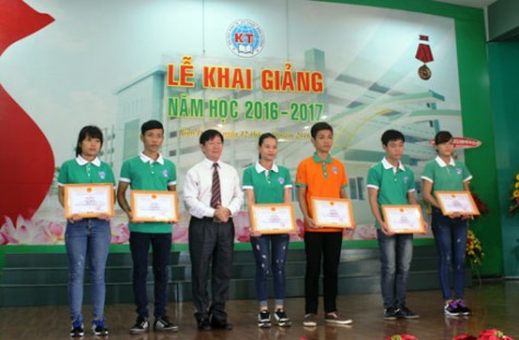 Trường ĐH Kinh tế - Kỹ thuật Bình Dương: Khai giảng năm học mới 2016-2017