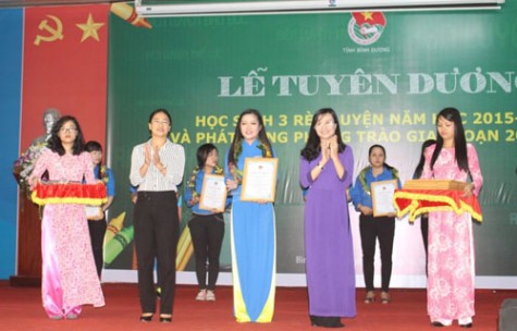 Tuyên dương “Học sinh 3 rèn luyện”