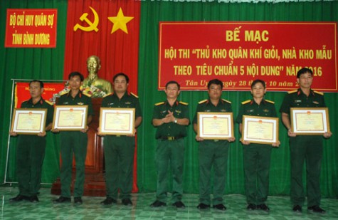 Hội thi Thủ kho quân khí giỏi, nhà kho mẫu theo tiêu chuẩn 5 nội dung:  Góp phần nâng cao công tác quản lý vũ khí trang bị kỹ thuật