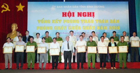 Tổng kết phong trào Toàn dân phòng cháy chữa cháy năm 2016