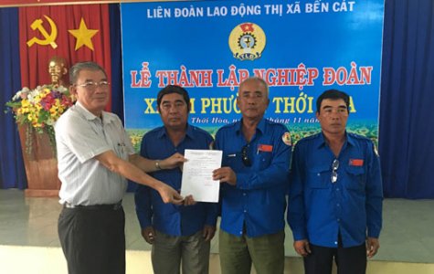 Thành lập Nghiệp đoàn xe ôm phường Thới Hòa