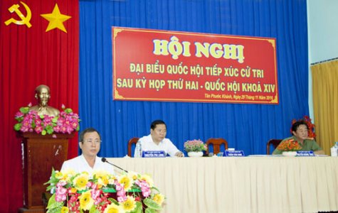 Đoàn đại biểu Quốc hội tỉnh tiếp xúc cử tri TX.Tân Uyên: “Phát huy vai trò của người dân trong tố giác tham nhũng”