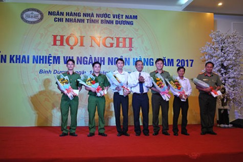 Năm 2017: Ngành ngân hàng Bình Dương phấn đấu tăng trưởng tín dụng tăng 20-22%